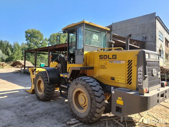 Фронтальный погрузчик Sdlg