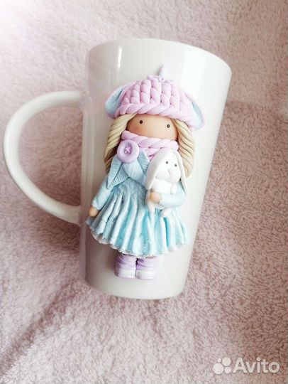 Кружка с декором из полимерной глины