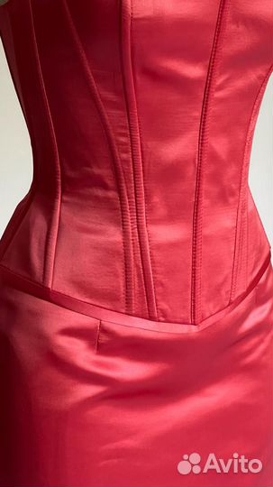 Вечернее платье 46 размера новое