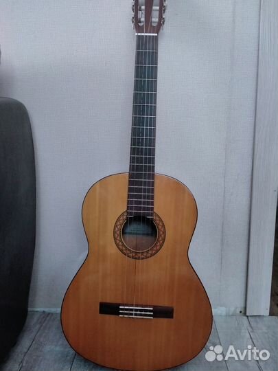 Акустическая гитара yamaha c40