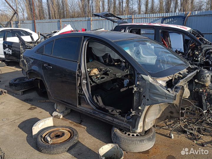 Chevrolet Cruze в разбор