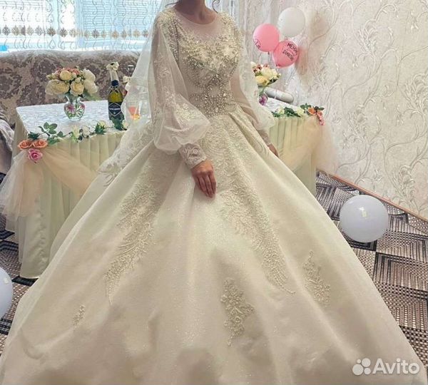 Свадебное платье