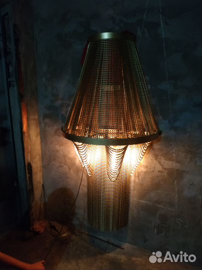 Дизайнерская люстра из цепей