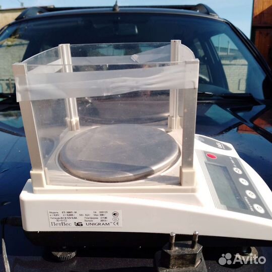 Весы электронные лабораторные