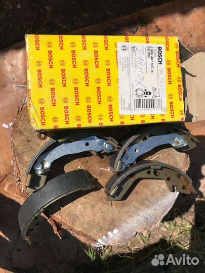 Задние тормозные колодки ля Хендай Акцент
