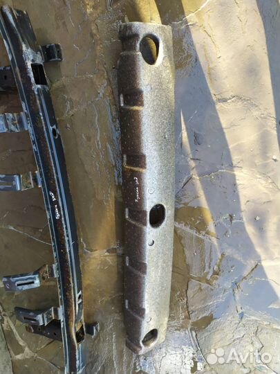 Абсорбер заднего бампера Hyundai Tucson