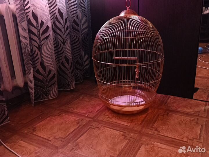 Клетка для крупного попугая