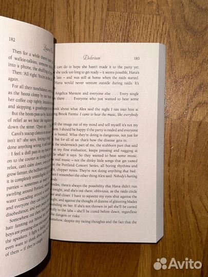 Книга delirium Lauren Oliver на английском