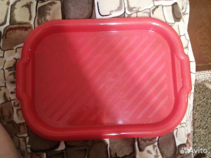 Поднос пластиковый