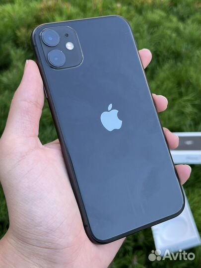 iPhone 11, 64 ГБ