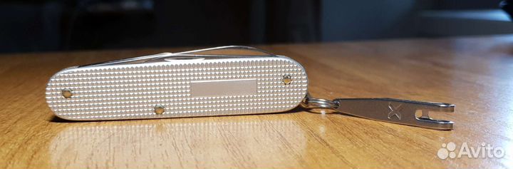 Нож швейцарский Victorinox