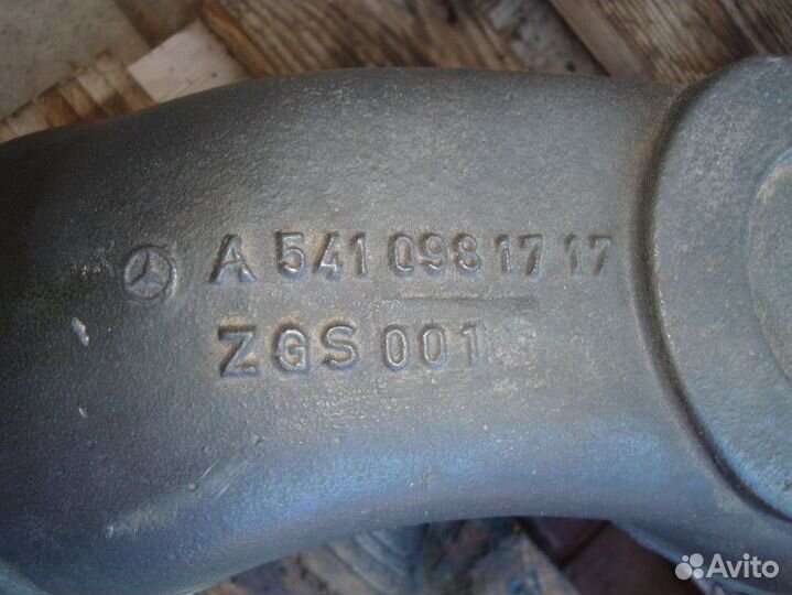 Коллектор впускной для Mercedes-Benz OM 501 LA