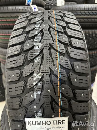 Kumho WinterCraft Ice Wi32 235/45 R18 98T