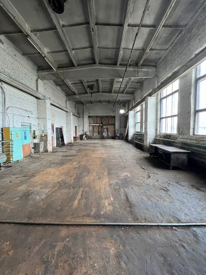 Производственное помещение, 325 м²