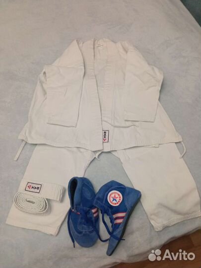 Кимоно с борцовками