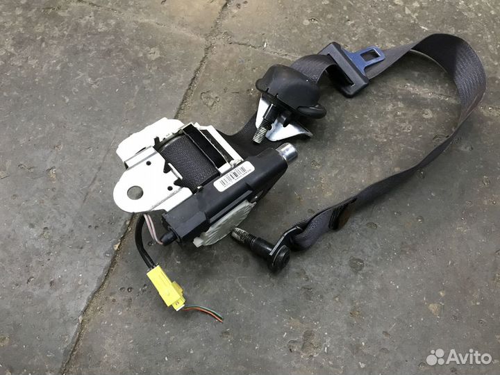 Ремень безопасности Chevrolet Camaro V 2010-2015