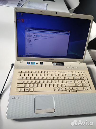 Ноутбук sony vaio 17.3