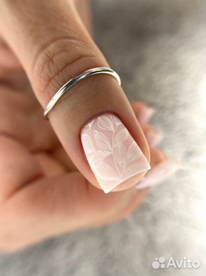 Маникюр с покрытием