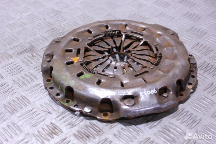 Корзина сцепления Volkswagen Vento 1991 1997