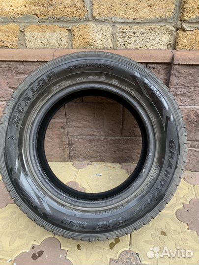 Dunlop Grandtrek SJ6 215/55 R16 98H