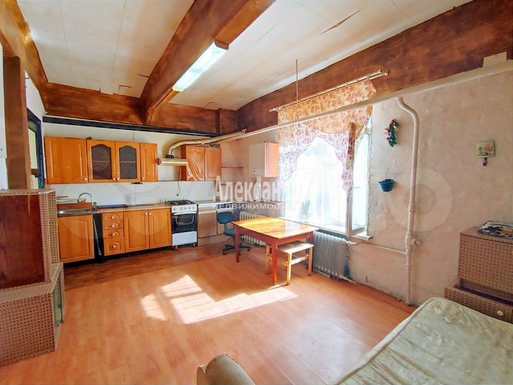 2-к. квартира, 77 м², 4/5 эт.