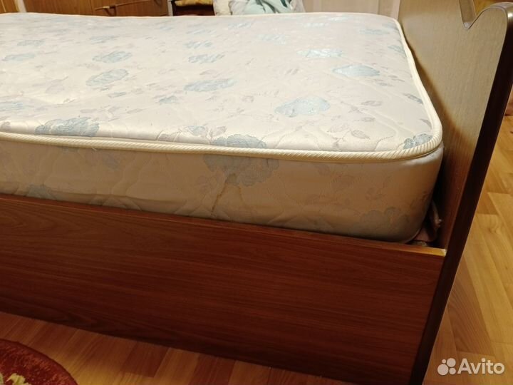 Матрас 140х200 бу