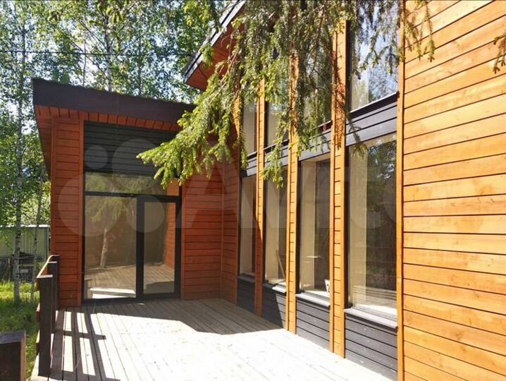 Дом 148 м² на участке 11 сот.