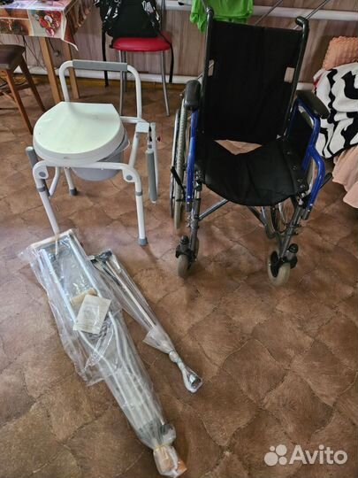 Коляска инвалидная, стул туалетный, костыли,трость
