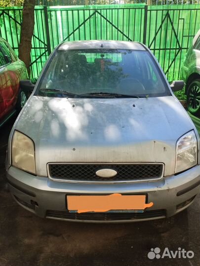 Ford Fusion 1.6 МТ, 2005, битый, 190 000 км