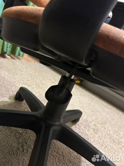 Офисное кресло бу