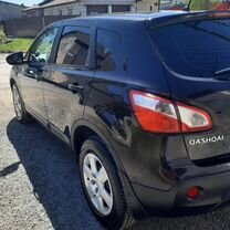 Nissan Qashqai 1.6 CVT, 2013, 212 000 км, с пробегом, цена 1 010 000 руб.