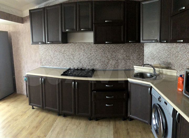 2-к. квартира, 60 м², 10/10 эт.