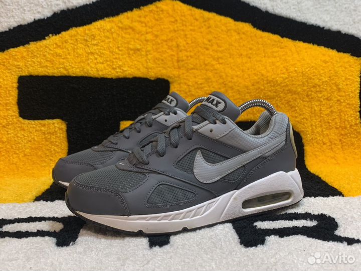 Кроссовки Nike Air Max Ivo GS 38 5,5uk оригинал