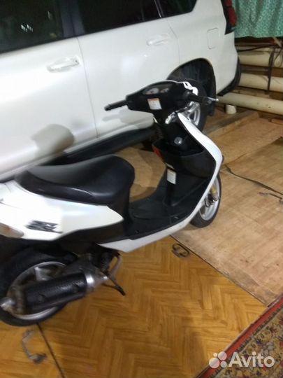 Скутер Suzuki zz inch up sport