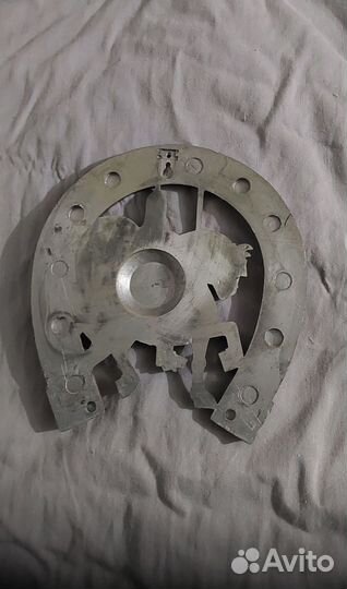 Подкова на стену