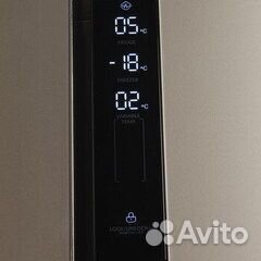 Холодильник Hyundai CS5073FV шампань