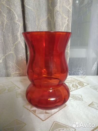 Ваза из красного стекла 15см СССР, винтаж