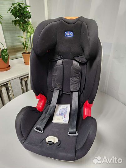 Автокресло Chicco Youniverse Fix