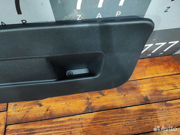 Обшивка крышки багажника VW Polo 5 sedan 10-20 Б/У