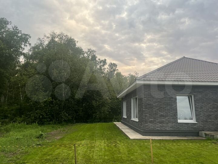 Коттедж 108 м² на участке 10 сот.