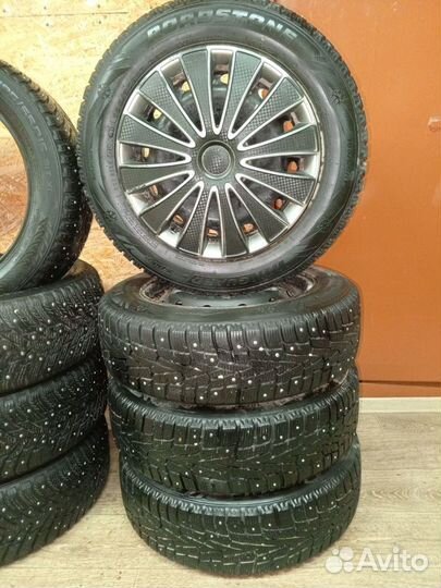 Nokian Tyres Hakkapeliitta 7 215/65 R16