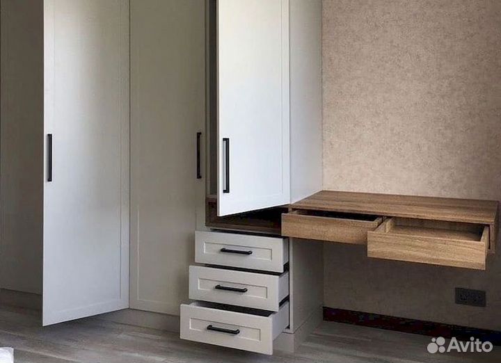 Выдвижной шкаф