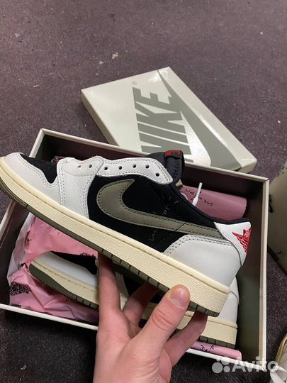 Кеды Nike Air Jordan 1 x Travis Scott OG Olive