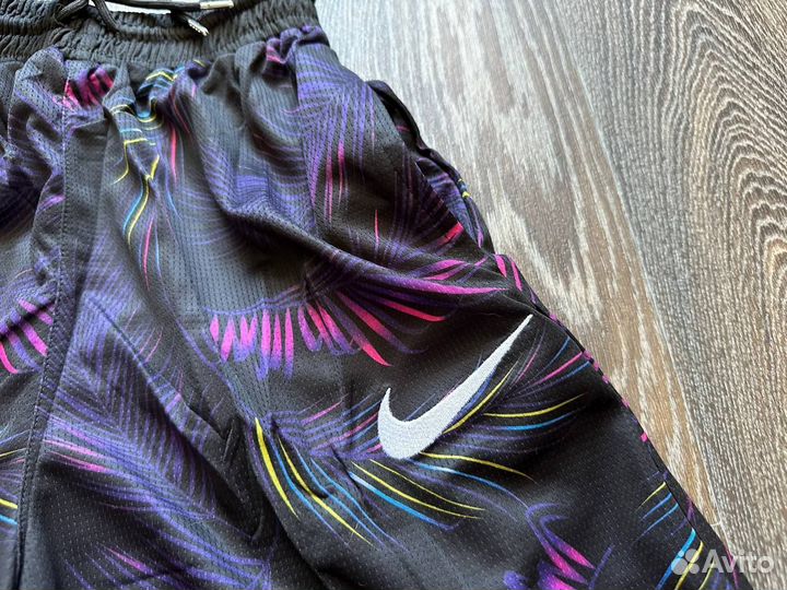 Шорты Nike Dri FIT фиолетовые