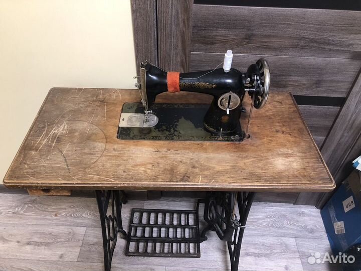 Швейная машинка ножная подольск