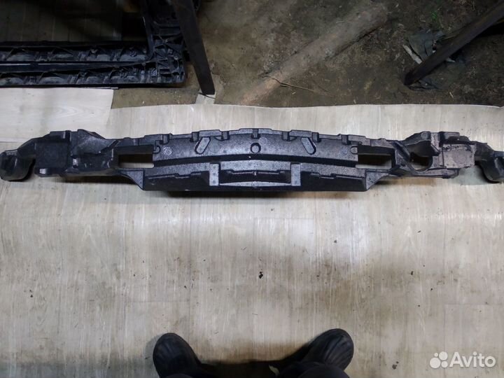 Мерседес S W222 Абсорбер переднего бампера