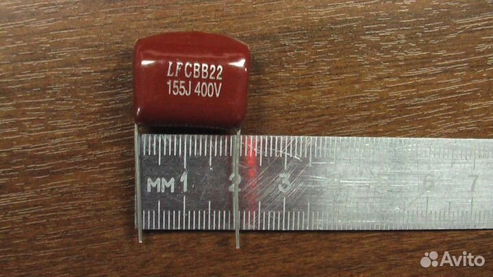 Конденсатор неполярный 1.1Мкф x 400в