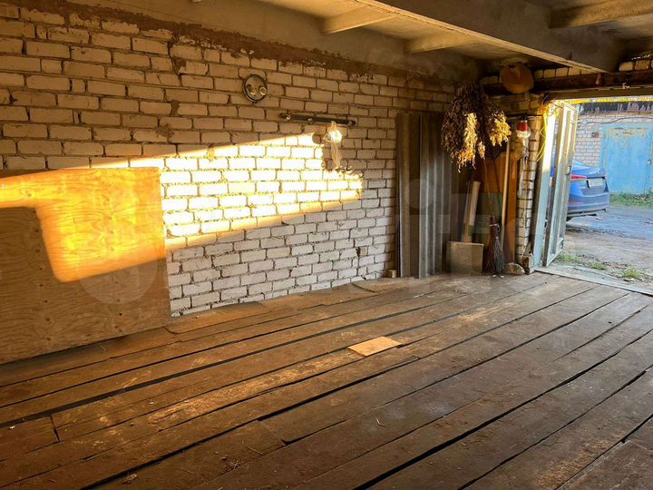 Машиноместо, 24 м²