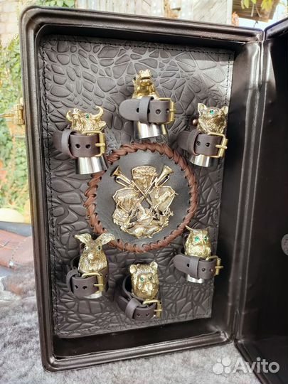 Презент кейс для алкоголя с рюмками-перевертышами