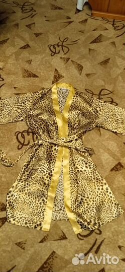 Халат женский атласный